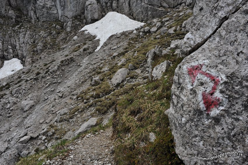 085 Sentiero dell Amicizia Monte Alben La Croce.JPG